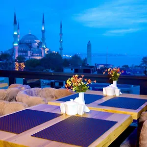 Perula & 3*, Istanbul Turkey